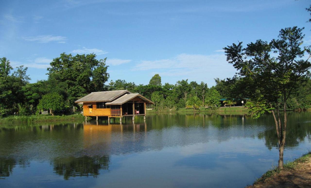 Isaan Perazim Park Otel Roi Et Dış mekan fotoğraf