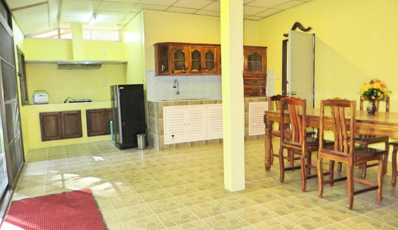 Isaan Perazim Park Otel Roi Et Dış mekan fotoğraf
