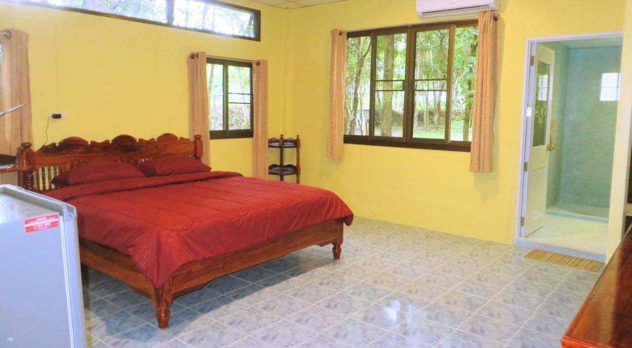 Isaan Perazim Park Otel Roi Et Dış mekan fotoğraf