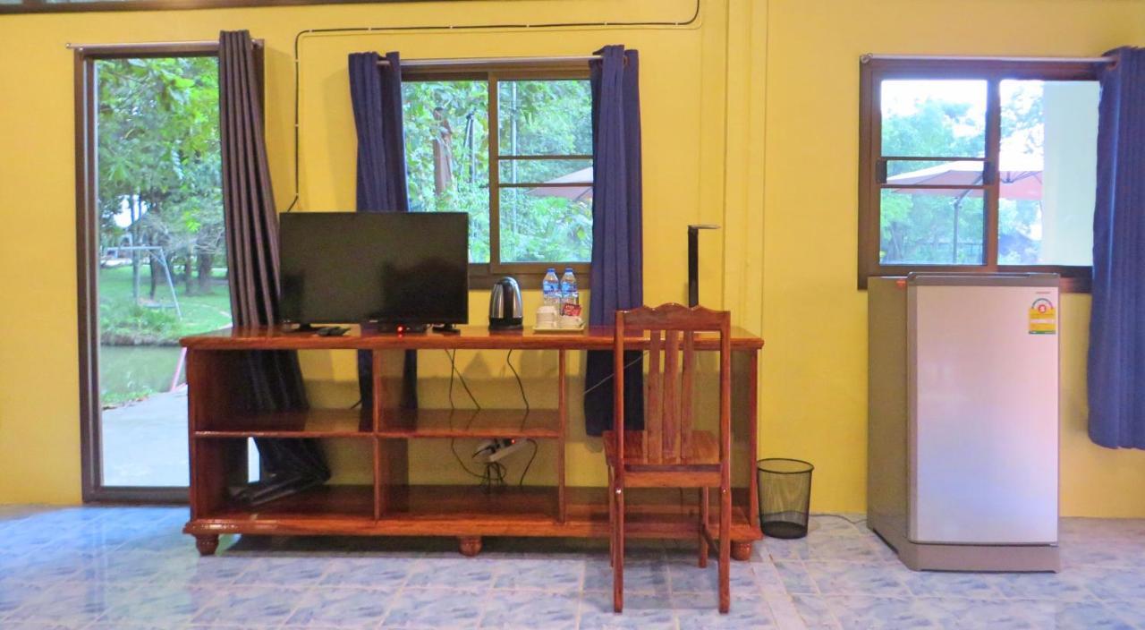 Isaan Perazim Park Otel Roi Et Dış mekan fotoğraf