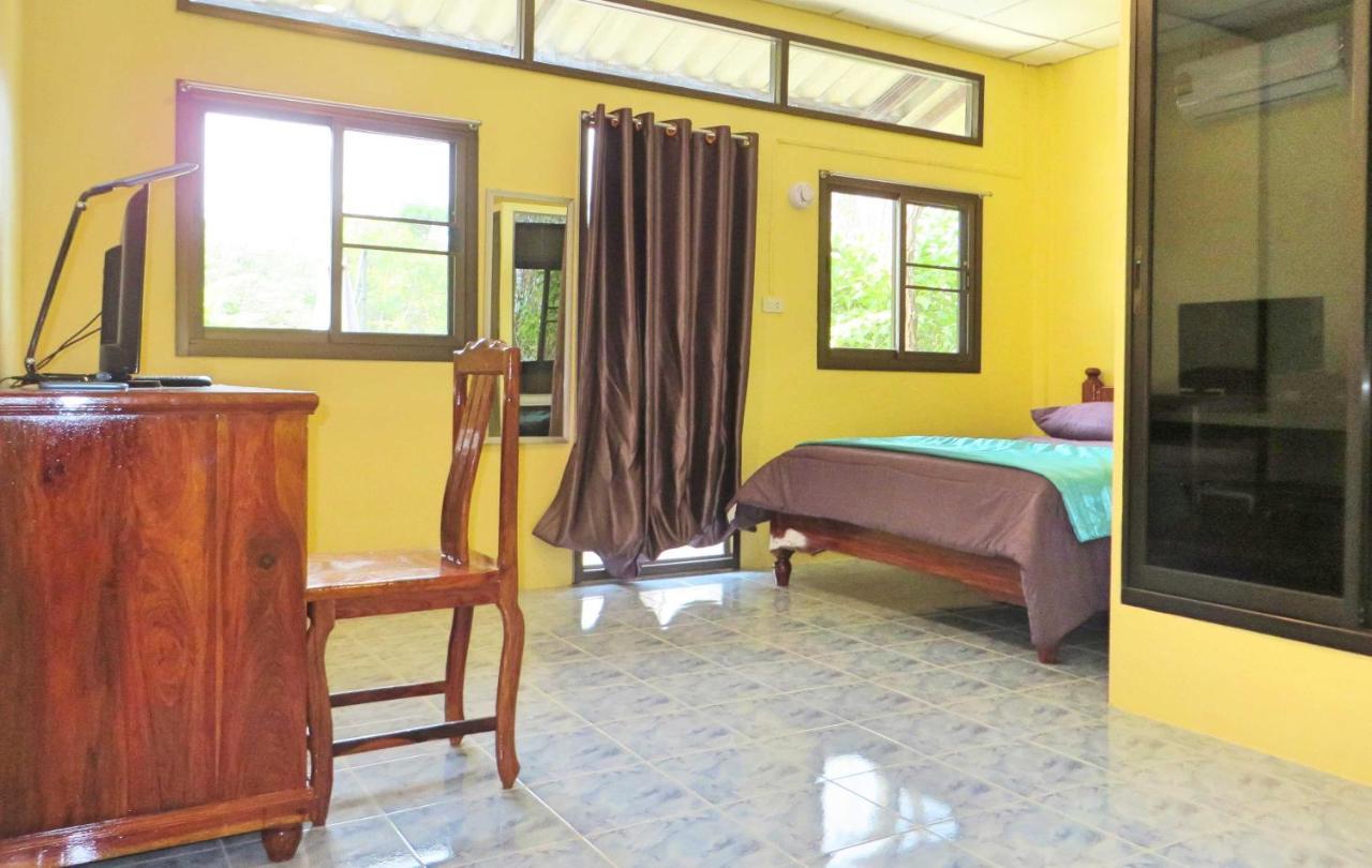Isaan Perazim Park Otel Roi Et Dış mekan fotoğraf