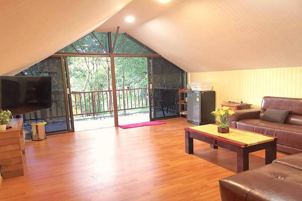 Isaan Perazim Park Otel Roi Et Dış mekan fotoğraf