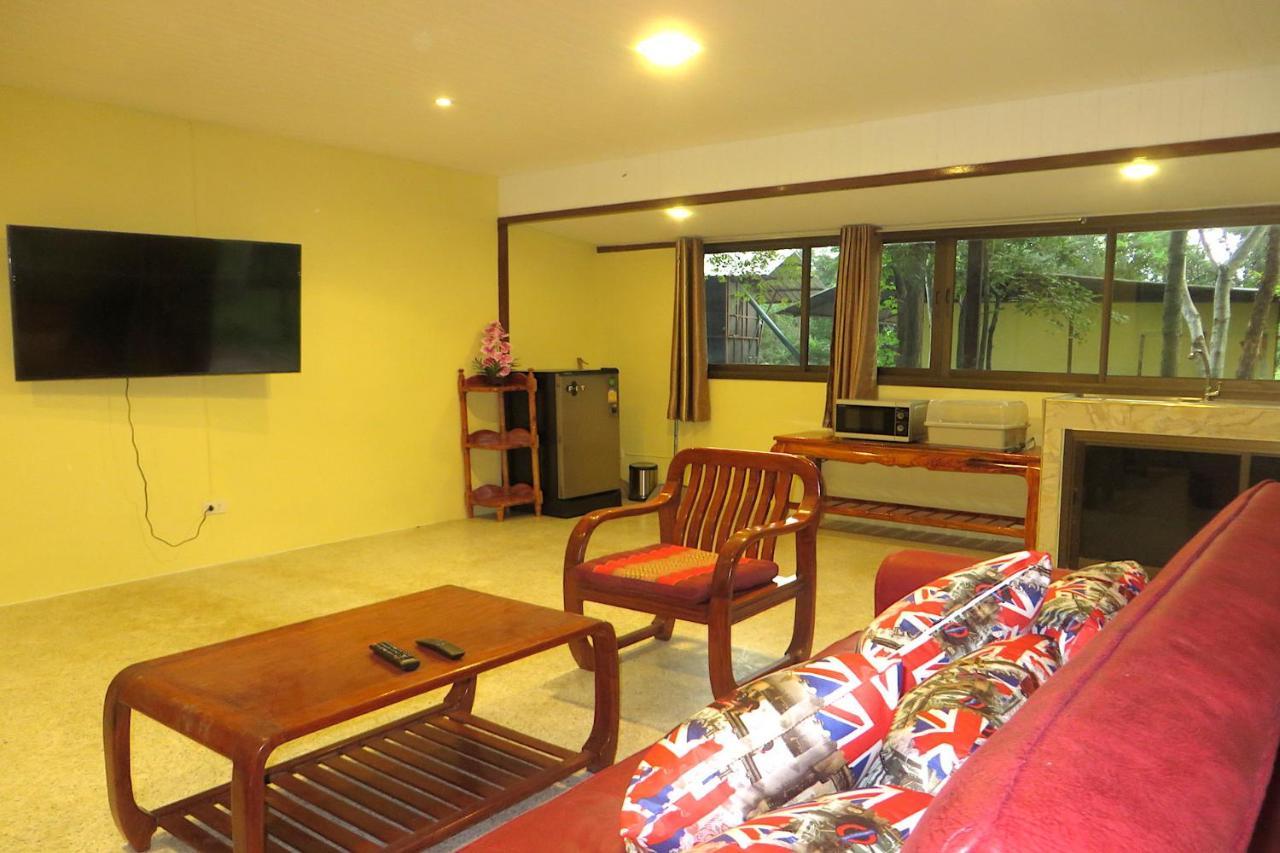 Isaan Perazim Park Otel Roi Et Dış mekan fotoğraf