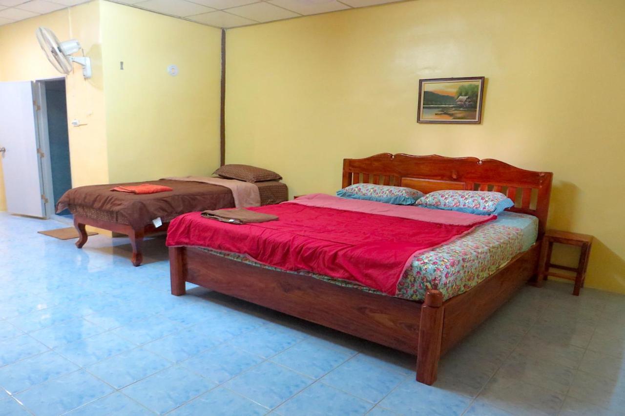 Isaan Perazim Park Otel Roi Et Dış mekan fotoğraf