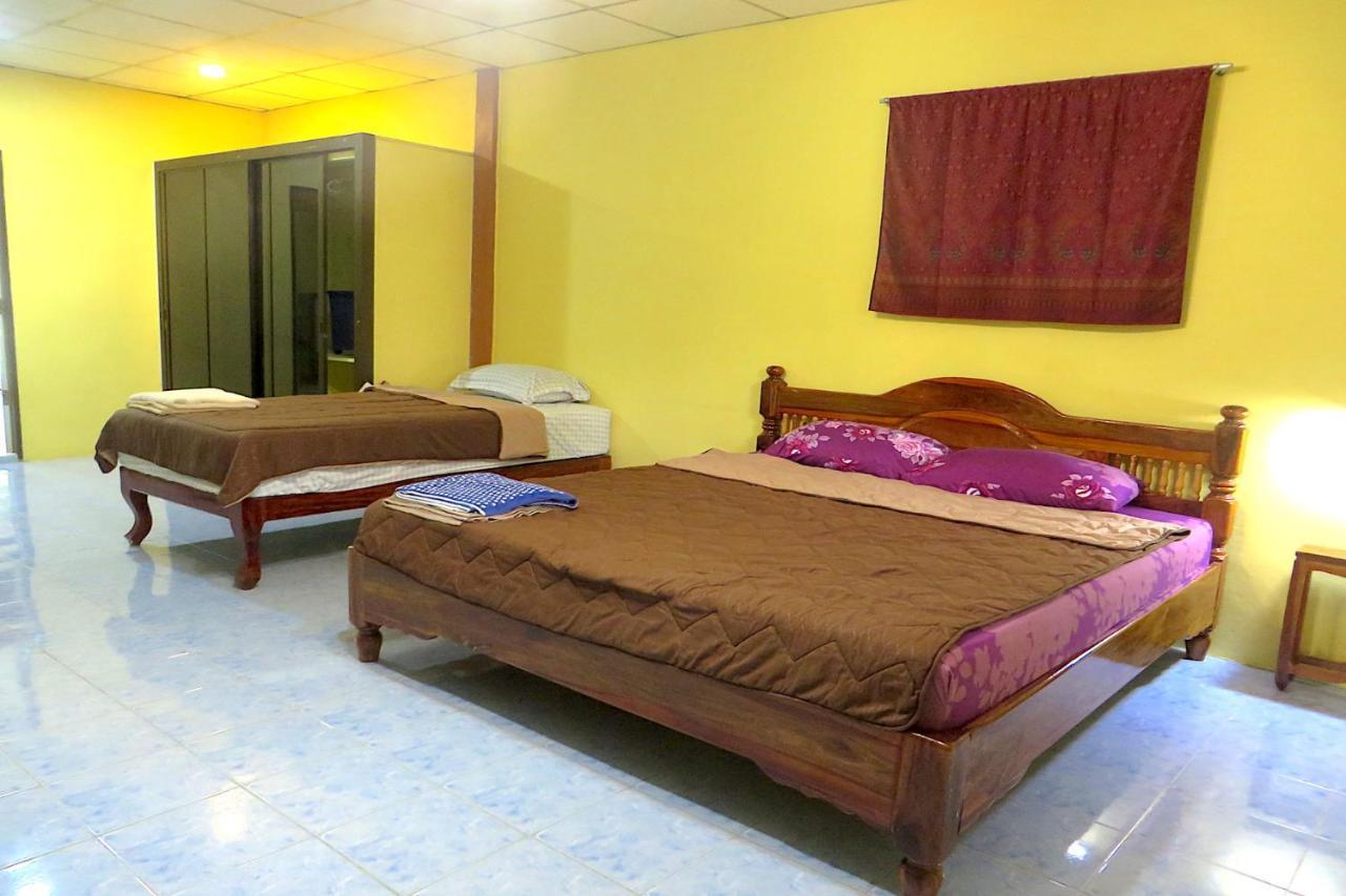 Isaan Perazim Park Otel Roi Et Dış mekan fotoğraf