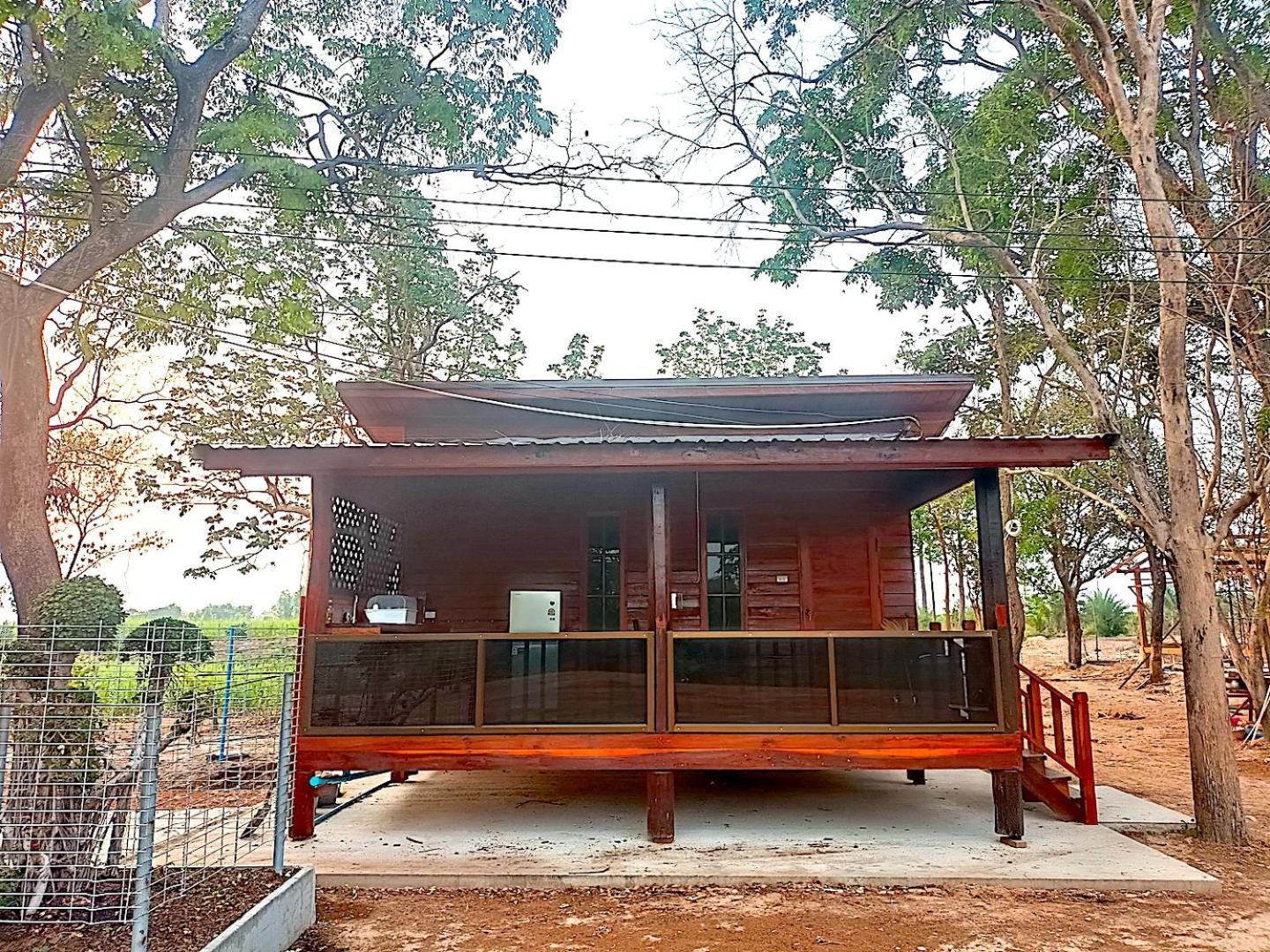 Isaan Perazim Park Otel Roi Et Dış mekan fotoğraf